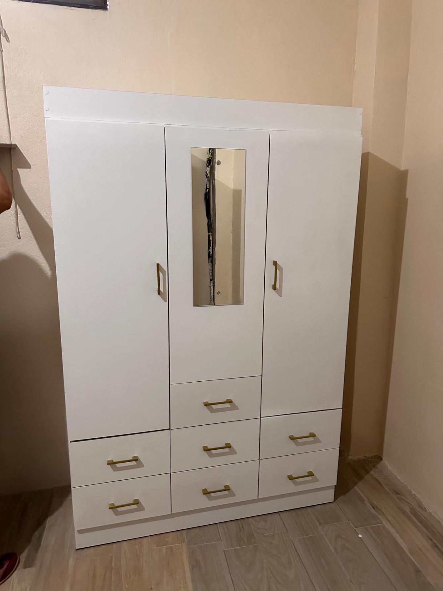 CLOSET BLANCO CON ESPEJO